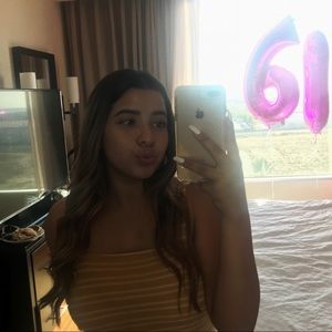 Meet your Posher, Julianna